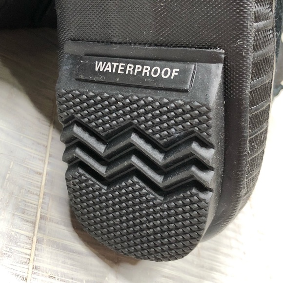 Sorel kid Cheyenne Chelsea Waterproof winter boot - Picture 6 of 6